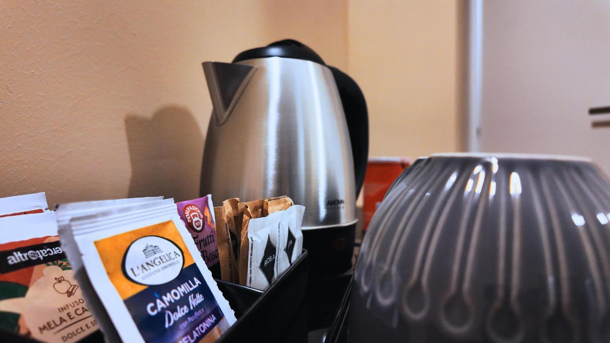 Le Vie Di San Pietro Guest House — Photos 3